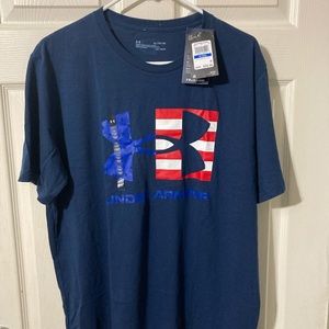 MENS UNDER ARMOUR SHIRT WITH U.S. FLAG THEME